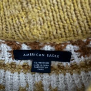 American Eagle Sweater